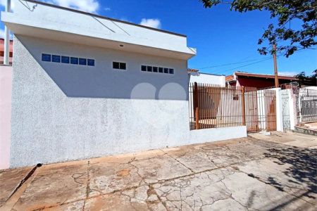 Casa à venda com 6 quartos, sendo 2 suítes, no Centro, Itapetininga, SP