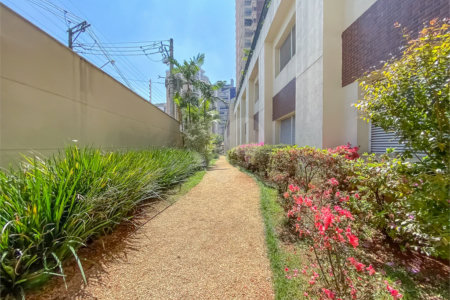 Apartamento - Vila Mariana - Alto Padrão - 3 Suítes - 4 Vagas - Venda / Compra - Próximo ao Metrô