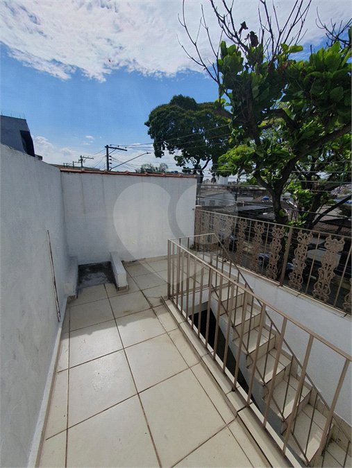 Sobrado à venda ou para alugar com 2 quartos em Vila Marieta, São Paulo, SP