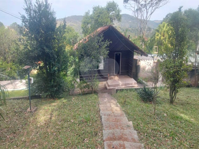 Casa à venda com 3 quartos no condomínio Cinco Lagos, Mairiporã - SP