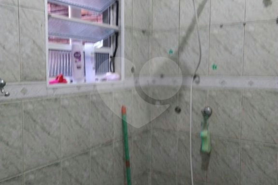 Sobrado à venda com 3 suítes em Jaraguá, São Paulo, SP