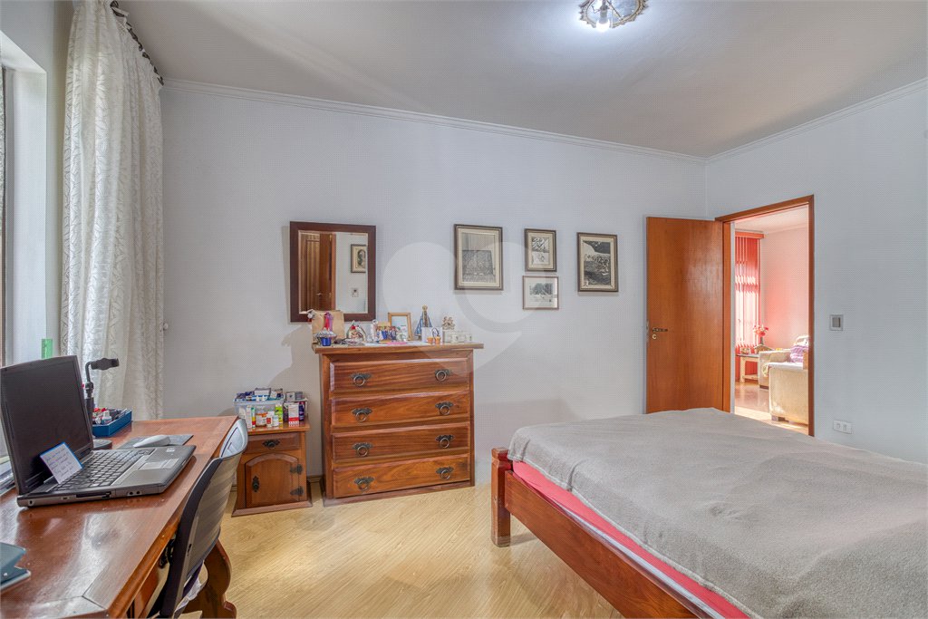 Casa de Vila à venda com 4 quartos, sendo 2 suítes, em Granja Julieta, São Paulo, SP