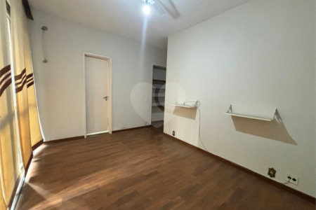 Apartamento à venda com 3 quartos, sendo 1 suíte, em Tijuca, Rio de Janeiro, RJ