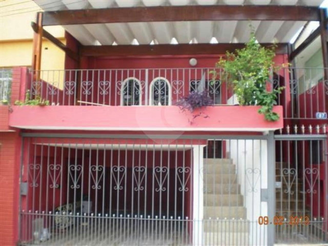 Sobrado à venda com 3 quartos, sendo 1 suíte,  em Vila Nivi, São Paulo, SP