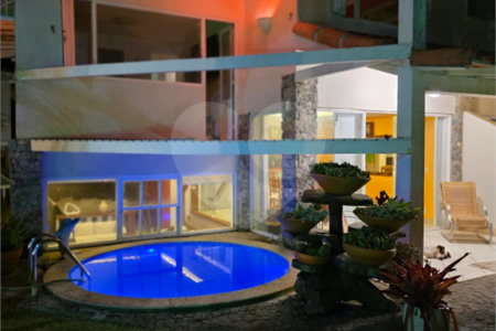 Casa à venda com 5 quartos, sendo 1 suíte,  em Praia Rasa, Armação dos Búzios, RJ