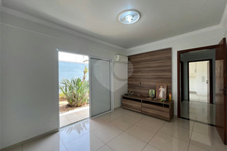 Casa à venda com 3 quartos em Jardim Alvorada, Itapetininga, SP