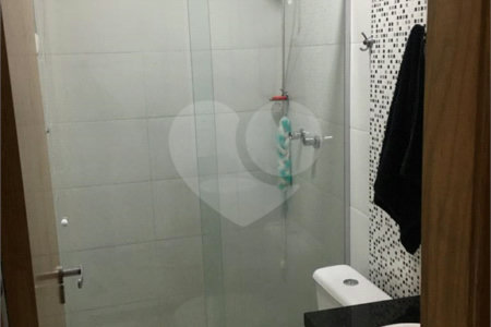Casa à venda com 3 quartos em Parada XV de Novembro, São Paulo, SP