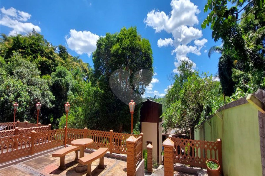 Casa à venda com 4 suítes no condomínio Sausalito, Mairiporã - SP