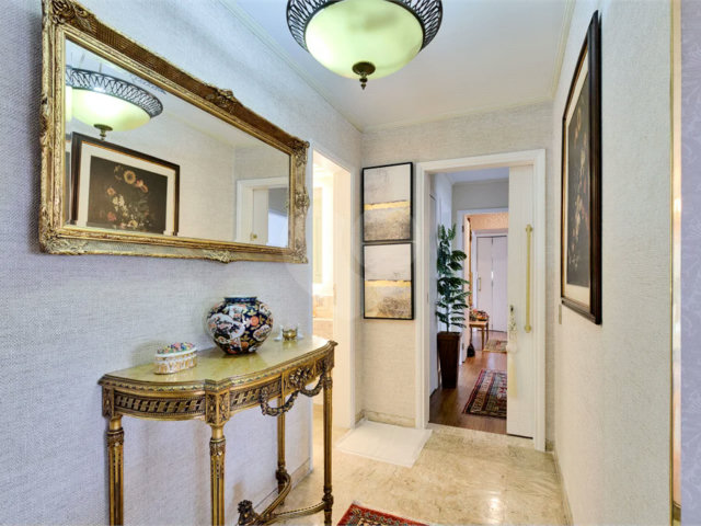 Apartamento à venda com 3 quartos, sendo 1 suíte,  em Jardim Marajoara, São Paulo, SP