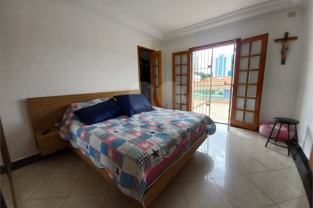 Sobrado à venda com 3 quartos, sendo 1 suíte, em Vila Lúcia, São Paulo, SP
