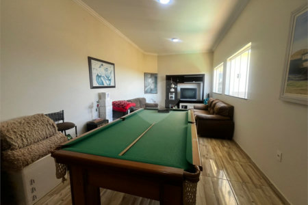 Casa à venda com 4 quartos, sendo 2 suítes, em Vila Nastri, Itapetininga, SP