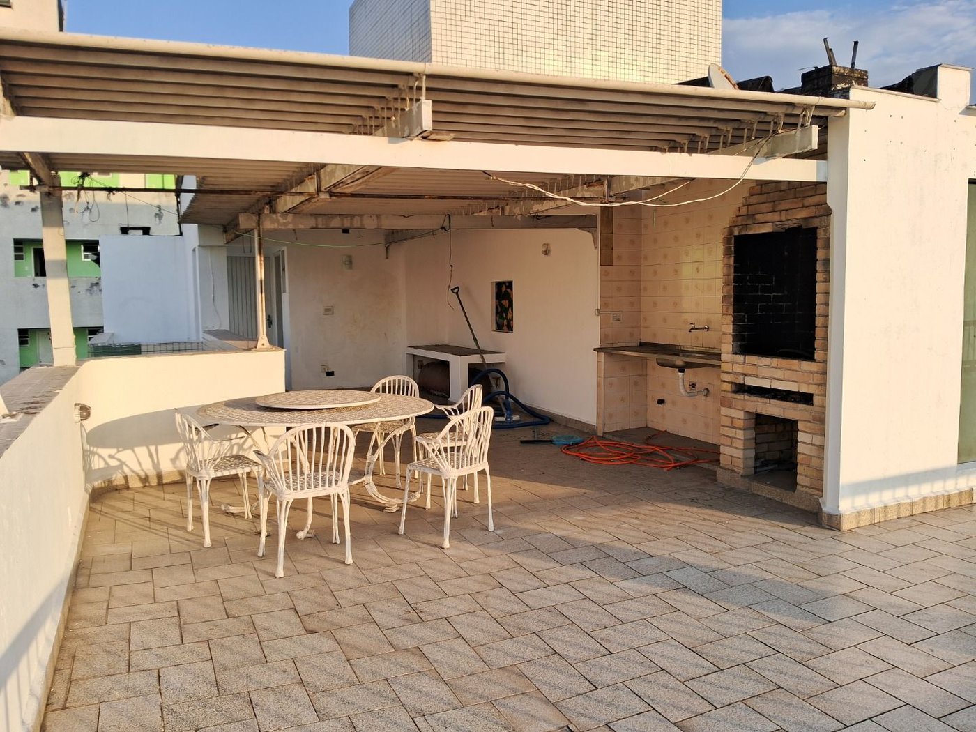 Cobertura com 3 dormitórios, 231 m² - venda por R$ 1.950.000,00 ou aluguel por R$ 10.000,00/mês - Ponta da Praia - Santos/SP