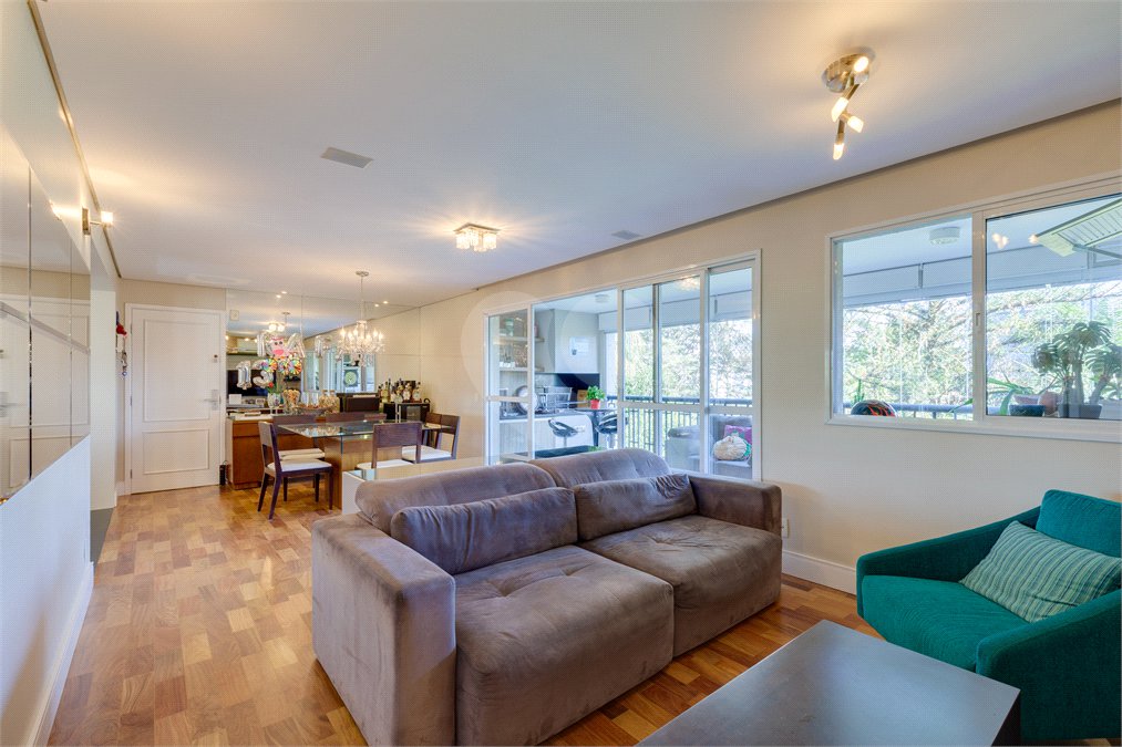 Apartamento para alugar com 3 quartos, sendo 1 suíte, em Alto da Boa Vista, São Paulo, SP