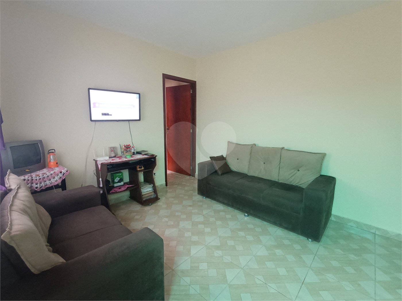 Casa à venda com 2 quartos, sendo 1 suíte, em Jardim Vinhas do Sol (mailasqui), São Roque, SP