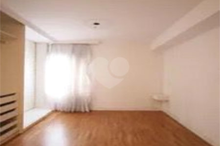 Apartamento à venda com 3 quartos, sendo 2 suítes,  em Paraíso do Morumbi, São Paulo, SP