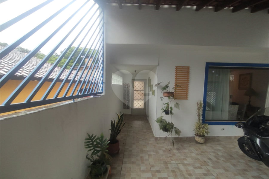Sobrado à venda com 3 quartos, sendo 1 suíte, em Tremembé, São Paulo, SP