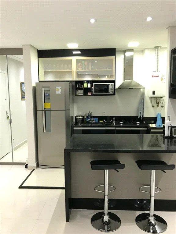 Apartamento à venda com 2 quartos, sendo 1 suíte, em Fazenda Morumbi, São Paulo, SP