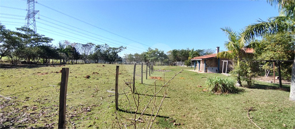 Sítio à venda com 2 suítes em Buru, Salto, SP