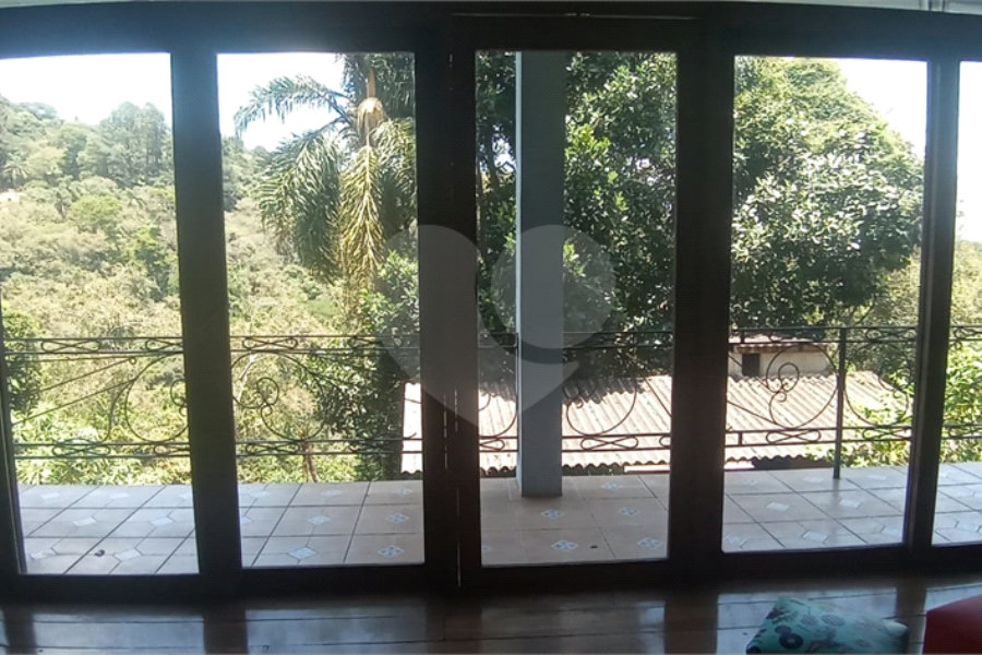 Casa à venda com 5 quartos, sendo 1 suíte, em Roseira, Mairiporã, SP