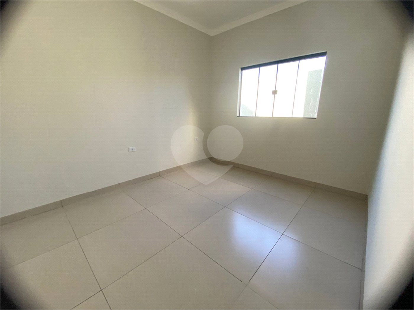 Casa à venda com 2 quartos, sendo 1 suíte,  em Ipê, Três Lagoas, MS