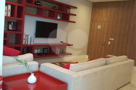 Apartamento à venda com 2 quartos, sendo 1 suíte,  em Vila Cordeiro, São Paulo, SP