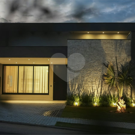 Casa à venda com 4 suítes no condomínio Alphaville Nova Esplanada, Votorantim - SP