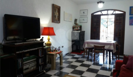 Sobrado à venda com 4 quartos, sendo 1 suíte, em Tremembé, São Paulo, SP