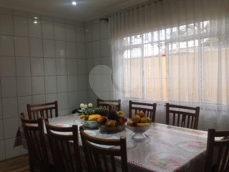Sobrado à venda com 3 quartos, sendo 1 suíte, em Jardim Monte Kemel, São Paulo, SP