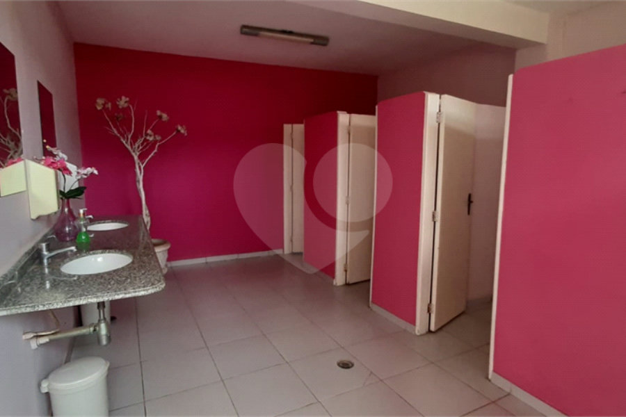 Casa Térrea à venda com 5 quartos, sendo 3 suítes, em Serra da Cantareira, Mairiporã, SP