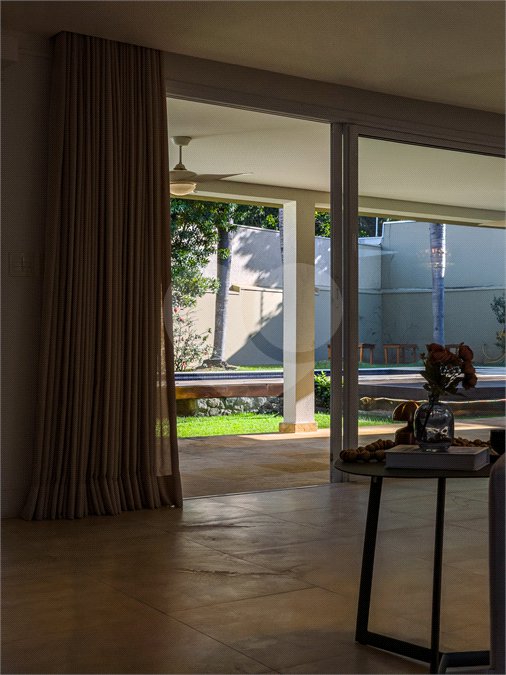 Casa à venda com 4 suítes no condomínio Villa Borghese, Indaiatuba - SP