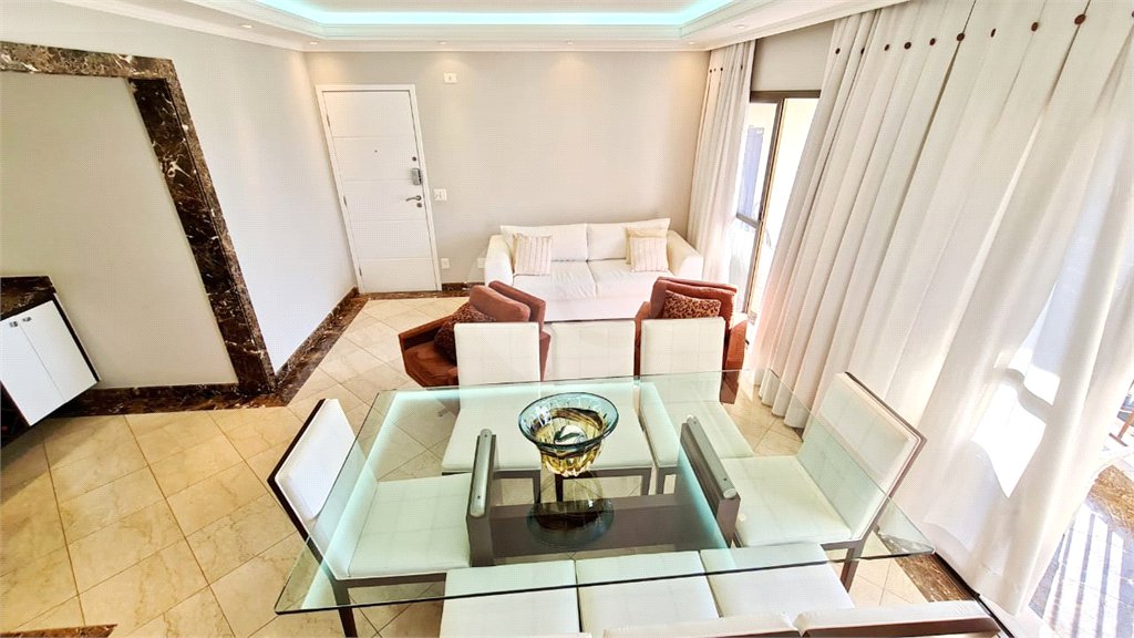 Apartamento à venda com 3 suítes em Santa Terezinha, São Paulo, SP
