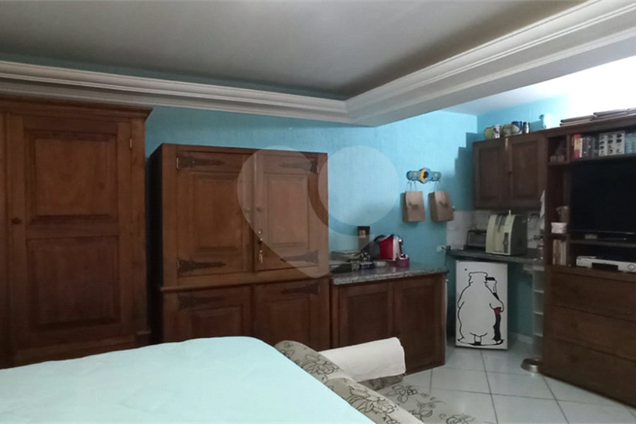 Casa Térrea à venda com 3 quartos, sendo 2 suítes, em Vila Irmãos Arnoni, São Paulo, SP