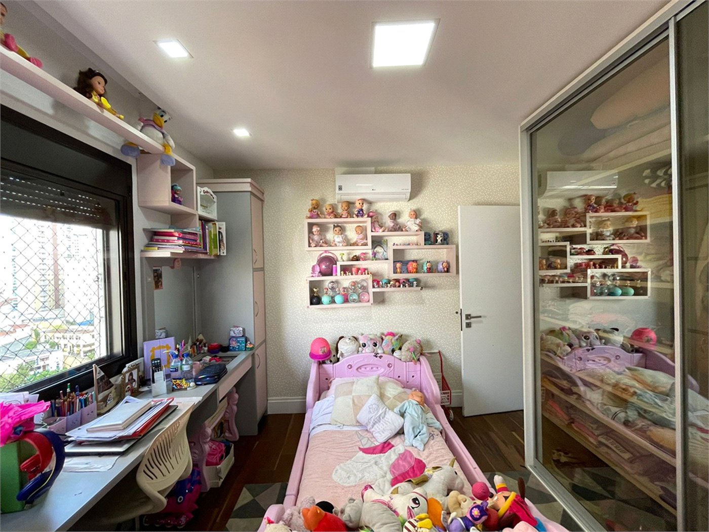 Apartamento à venda com 4 quartos, sendo 3 suítes, em Santana, São Paulo, SP