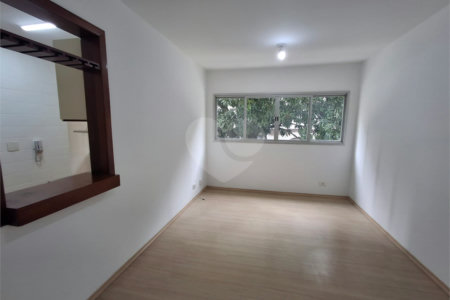 Apartamento à venda com 1 quarto em Indianópolis, São Paulo, SP