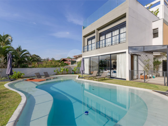 Casa à venda com 3 suítes no condomínio Eco Boulevard, São Paulo - SP