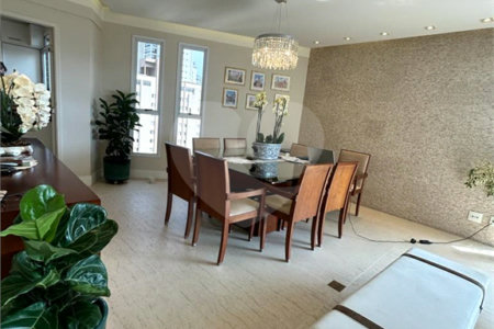 Apartamento à venda com 3 suítes em Santa Teresinha, São Paulo, SP