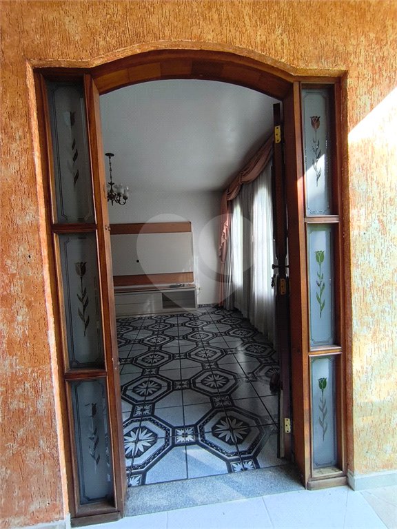 Sobrado à venda com 3 quartos, sendo 1 suíte, em Vila Albertina, São Paulo, SP