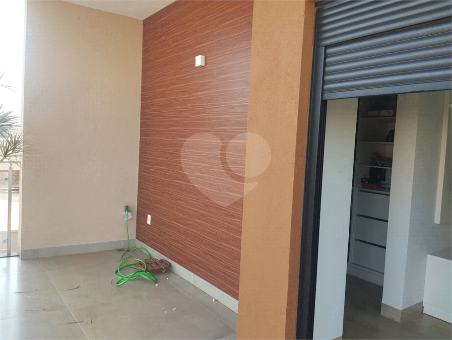 Casa à venda com 3 suítes em Jardim Salto Grande, Araraquara, SP