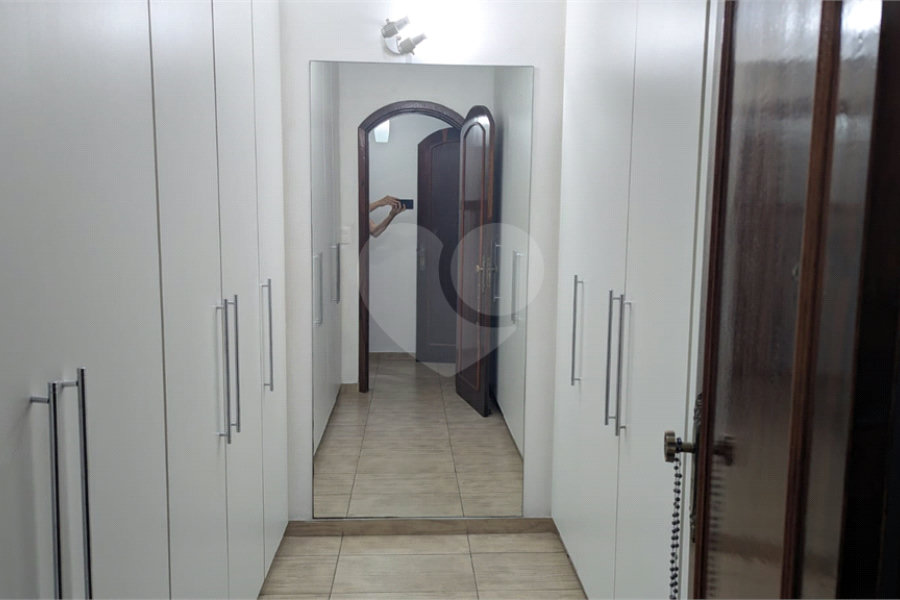 Sobrado à venda com 4 quartos, sendo 2 suítes, em Imirim, São Paulo, SP