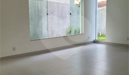 Casa à venda com 2 quartos, sendo 1 suíte,  em Orla Norte, Porto Seguro, BA