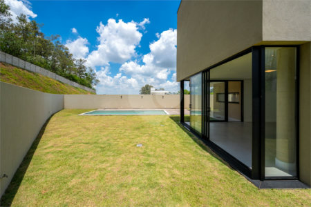 Casa à venda ou para alugar com 4 suítes no condomínio Residencial Arboretum, Vinhedo - SP