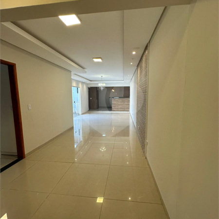 Casa à venda com 3 quartos, sendo 1 suíte,  em Jardim Estoril, Ponta Porã, MS