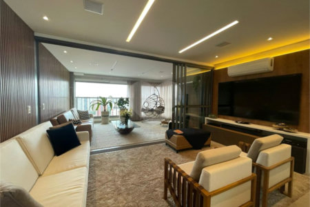 Apartamento à venda com 3 quartos, sendo 1 suíte,  em Vila Mariana, São Paulo, SP