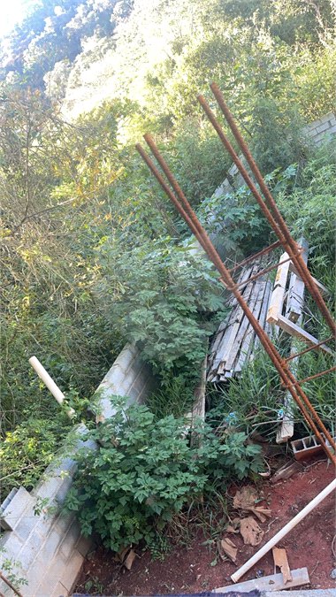 Casa à venda ou para alugar com 3 suítes em Mairiporã, SP