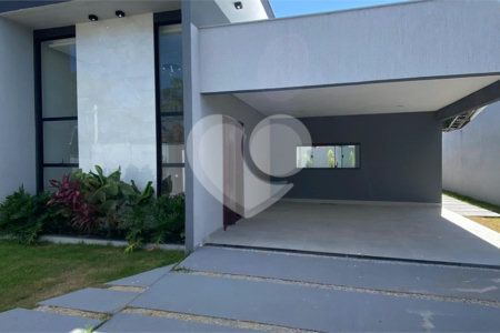 Casa à venda com 3 suítes em Orla Norte, Porto Seguro, BA