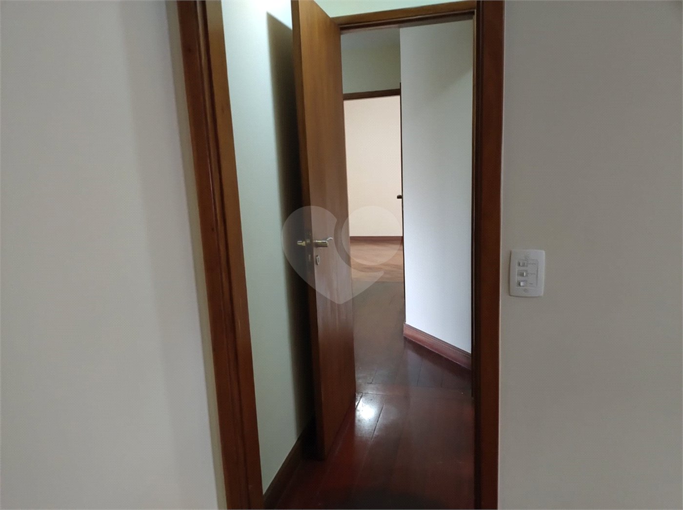 Apartamento para alugar com 3 suítes em Campo Belo, São Paulo, SP