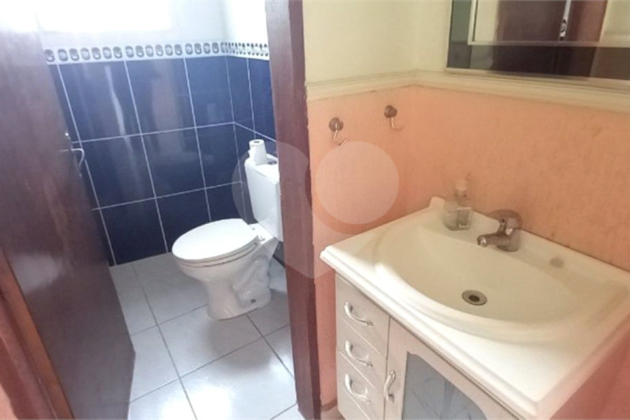 Sobrado para alugar com 3 quartos, sendo 1 suíte, em Parque Maria Domitila, São Paulo, SP