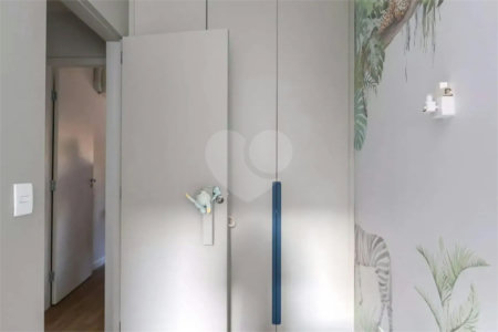 Casa à venda com 2 quartos, sendo 1 suíte,  no condomínio Cube Real Parque, São Paulo - SP