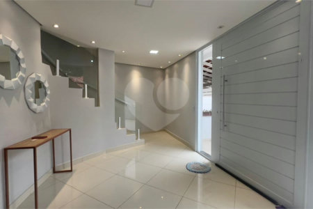 Casa à venda com 3 quartos, sendo 1 suíte,  no condomínio Jardim das Flores, Sorocaba - SP
