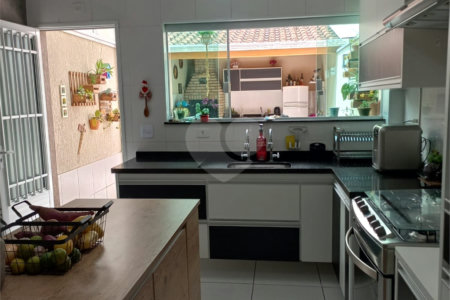 Casa à venda com 3 quartos, sendo 1 suíte,  em Parque São Domingos, São Paulo, SP